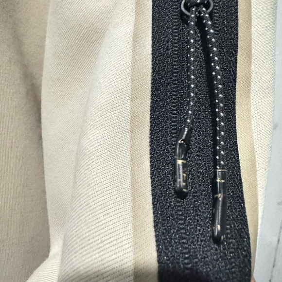 Men’s Nike Tech Zip up Hoodie - Picture 9 of 11